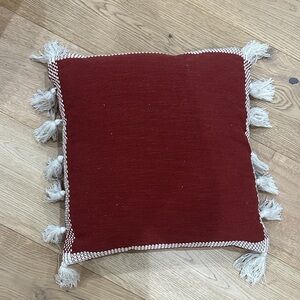 Hearth & Hand Red and Cream Pillow tassels nwt